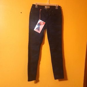 Hybrid jeans